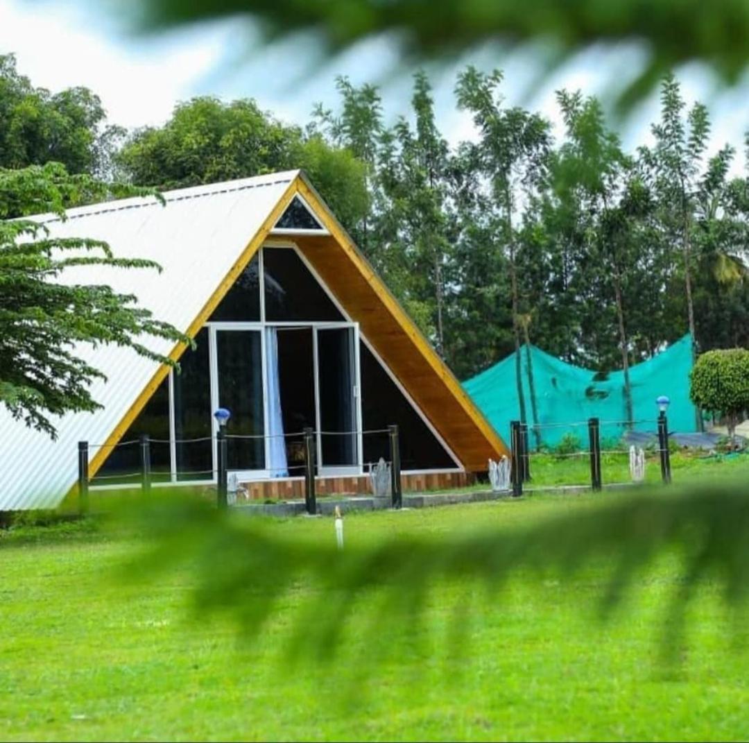 Dejavoo Hotel Gādigarpālya Exterior foto