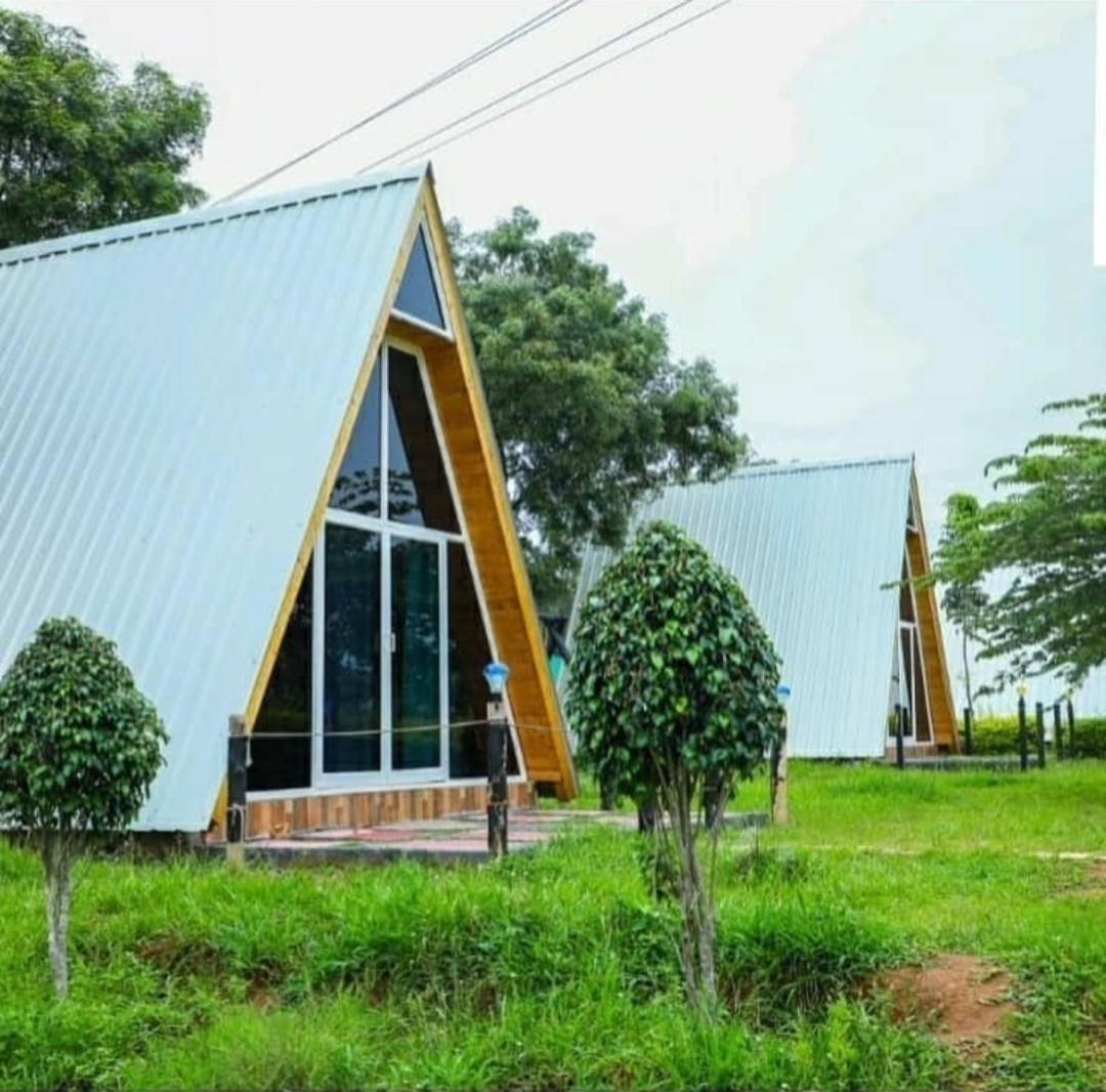 Dejavoo Hotel Gādigarpālya Exterior foto