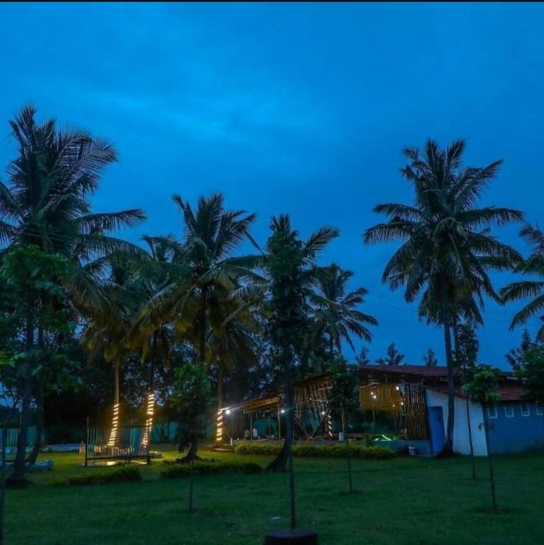 Dejavoo Hotel Gādigarpālya Exterior foto